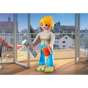 PLAYMOBIL - FIGURINA FEMEIE CU ZIAR SI CAFEA Playmobil - 1